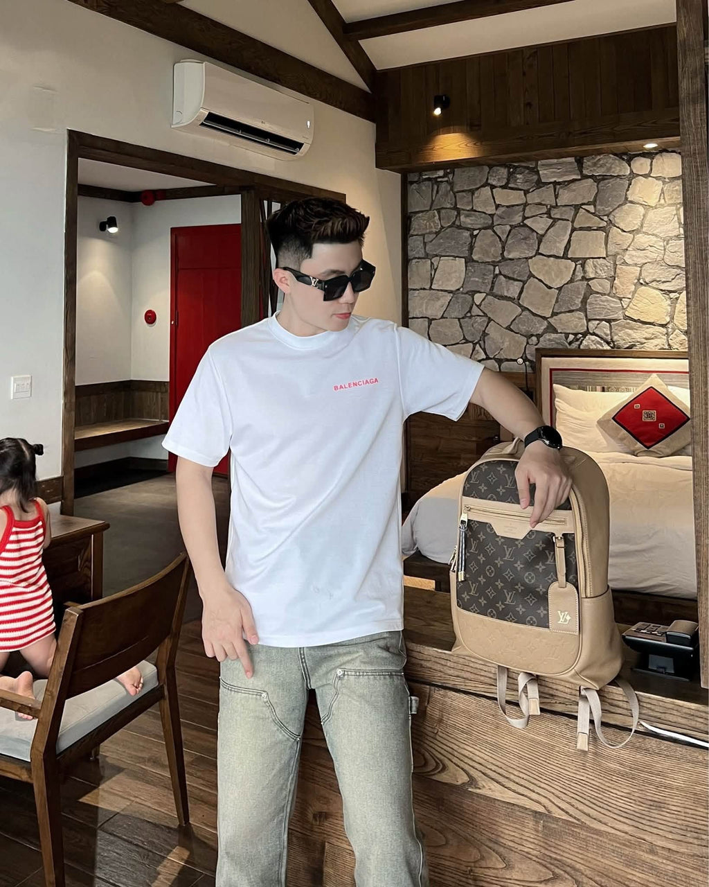 เสื้อยืด 001