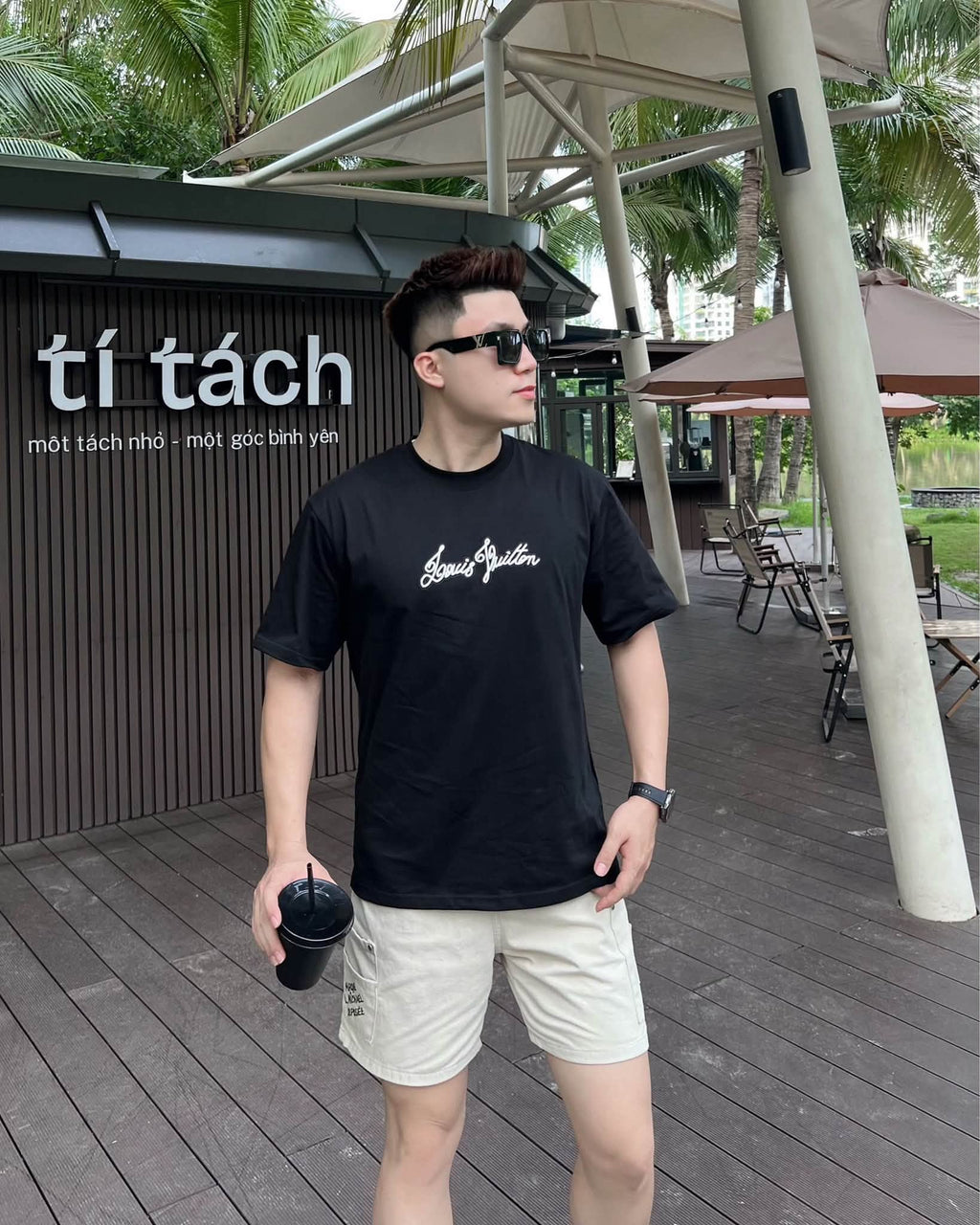 เสื้อยืด 001